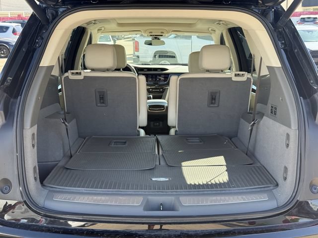 Used 2024 Cadillac XT6 Premium Luxury FWD image 32