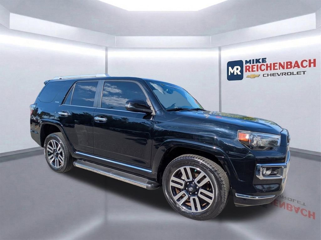 Used 2018 Toyota 4Runner Limited AWD/4WD image 2