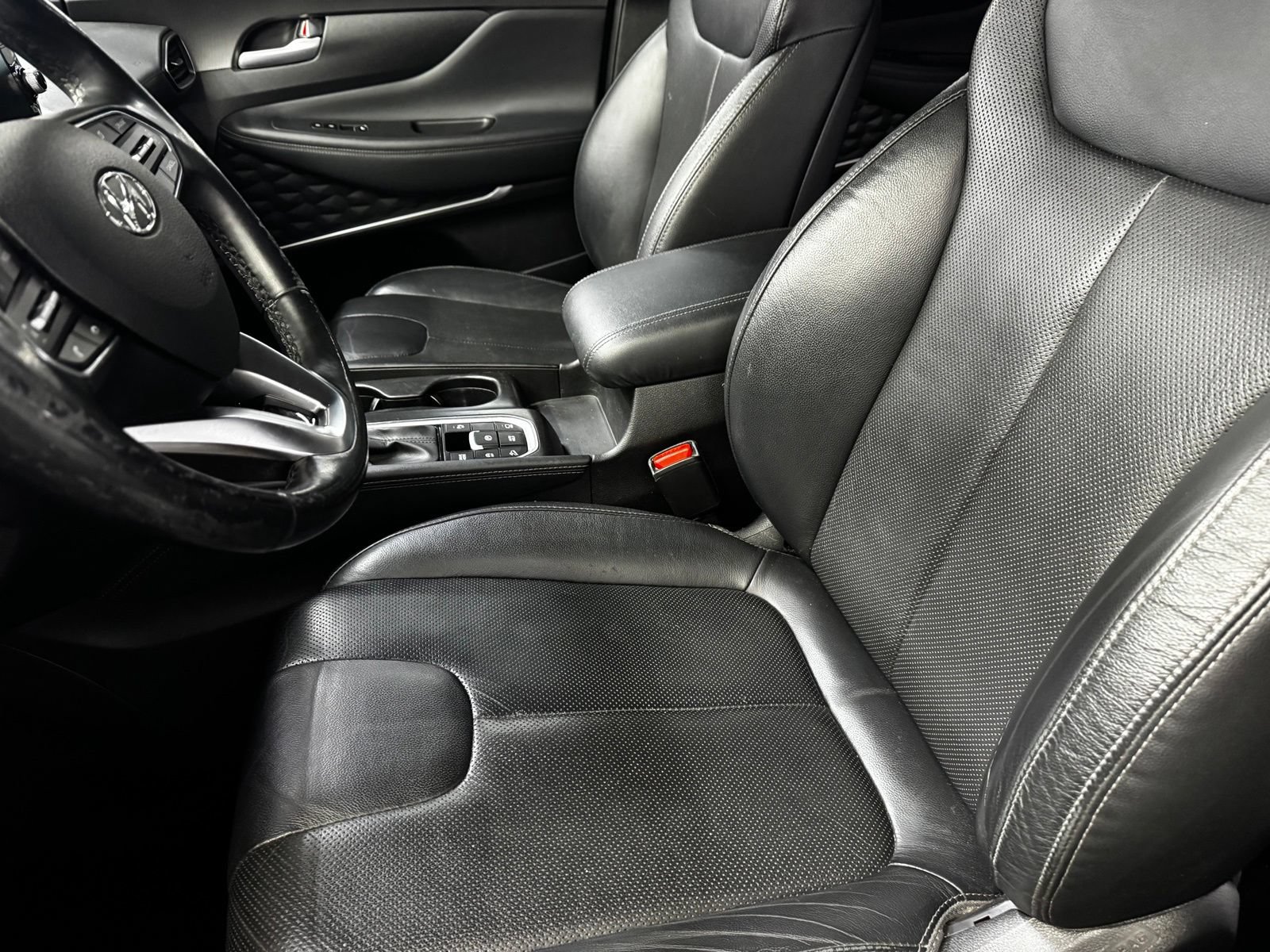 Used 2020 Hyundai Santa Fe Limited AWD/4WD image 10