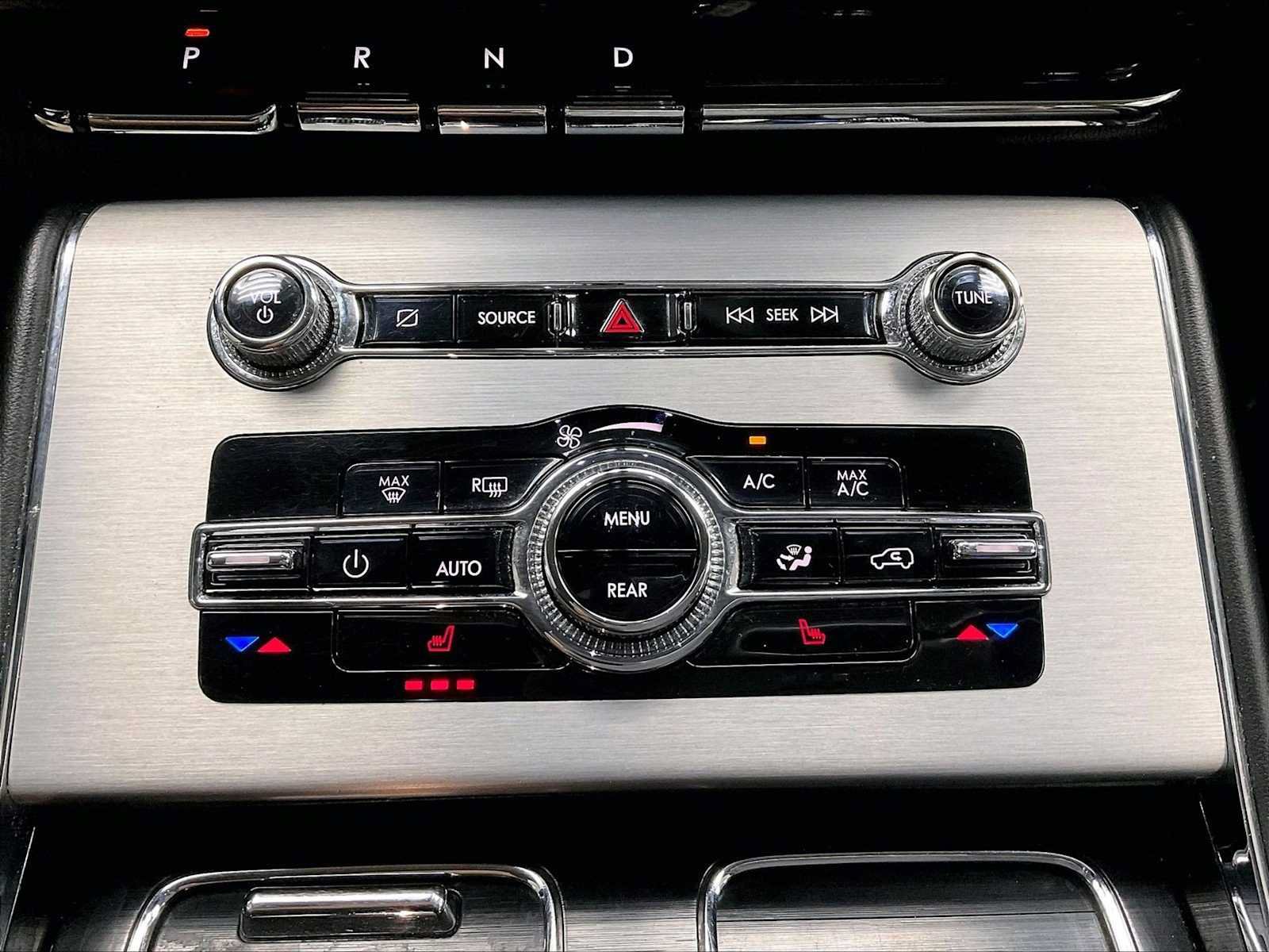 Used 2021 Lincoln Aviator AWD image 37