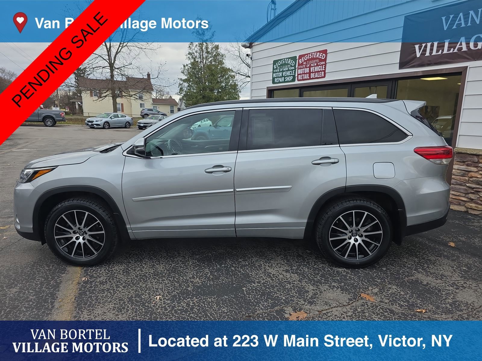 Used 2018 Toyota Highlander SE image 8