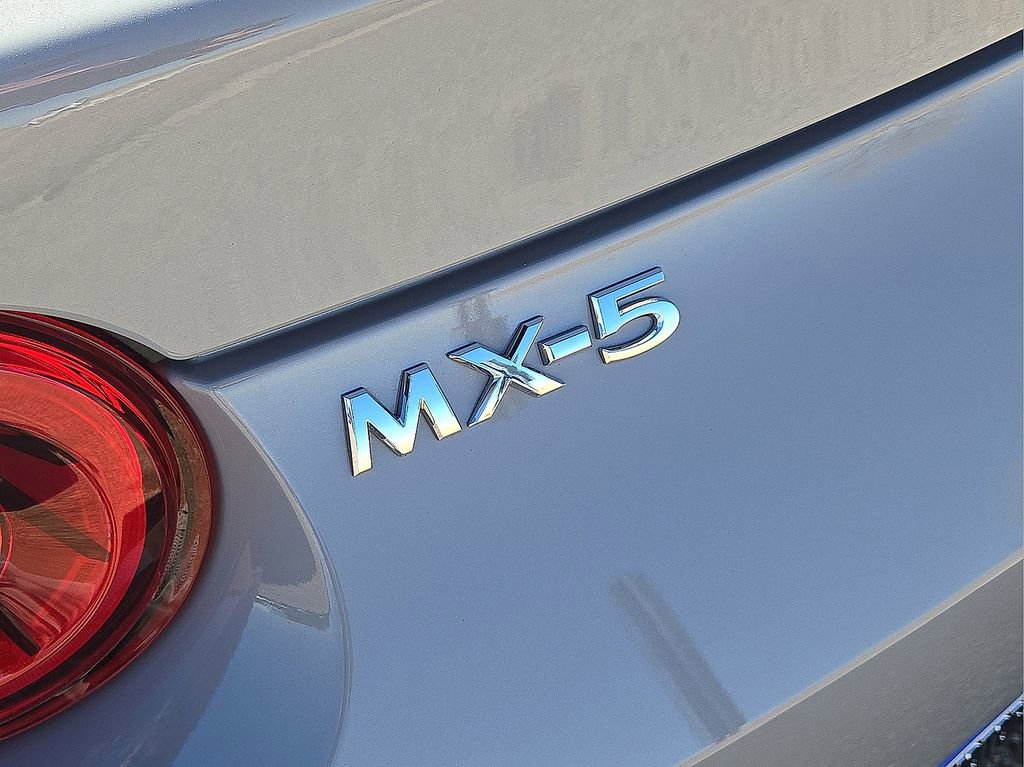 Used 2024 MAZDA MX-5 Miata Grand Touring w/ Weather Package image 14