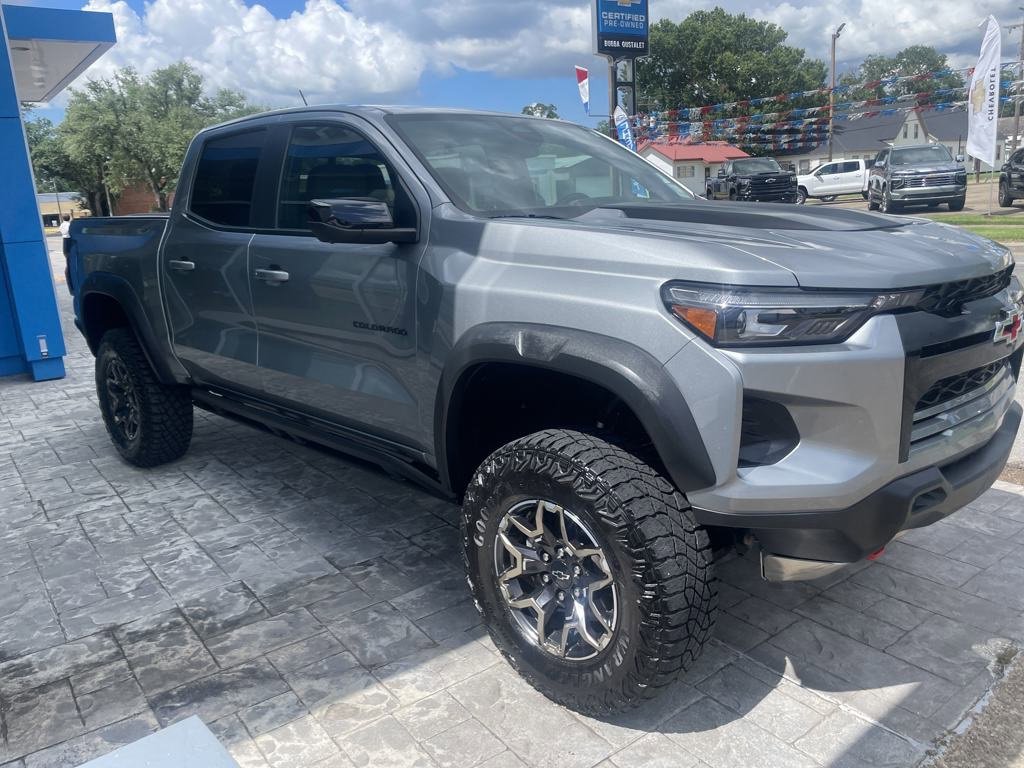 Certified 2024 Chevrolet Colorado ZR2 w/ Technology Package image 3