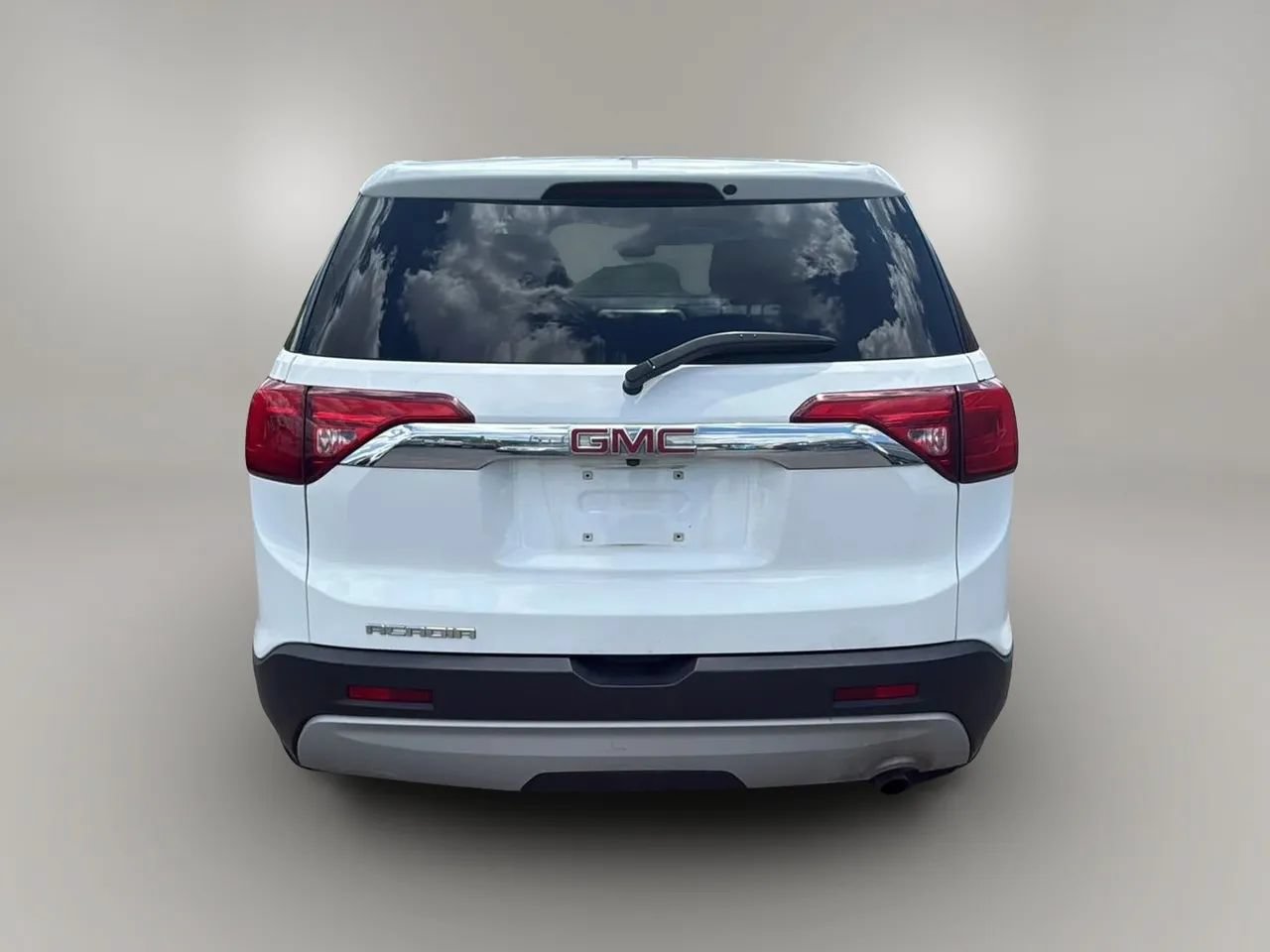 Used 2018 GMC Acadia SLE FWD image 4