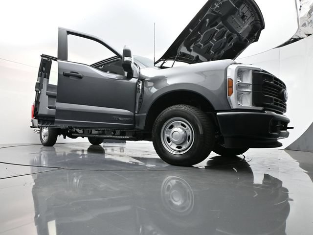 Used 2026 Ford F250 XL RWD image 34