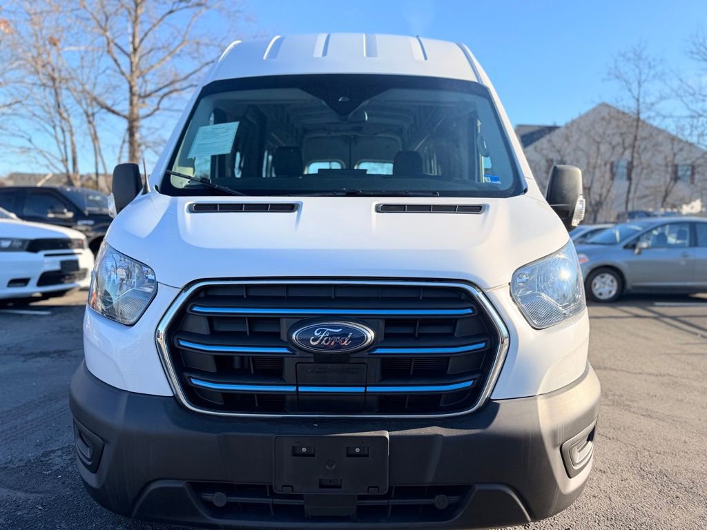 Used 2022 Ford E-Transit 148 High Roof Extended image 8