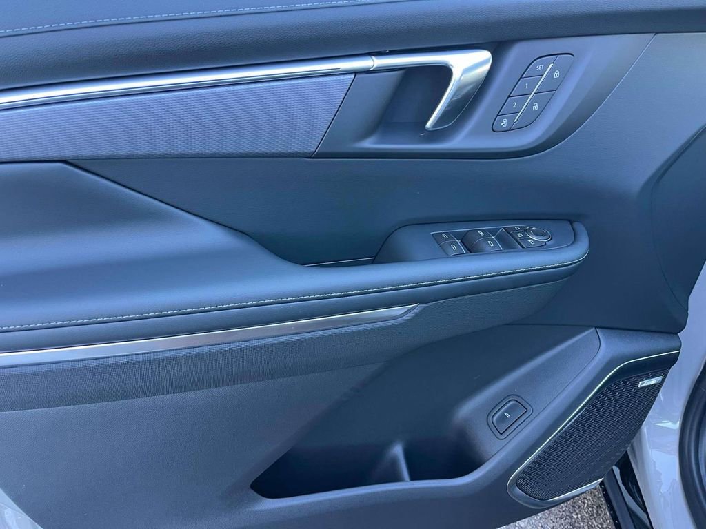 New 2026 Buick Enclave Sport Touring w/ Power Package image 19