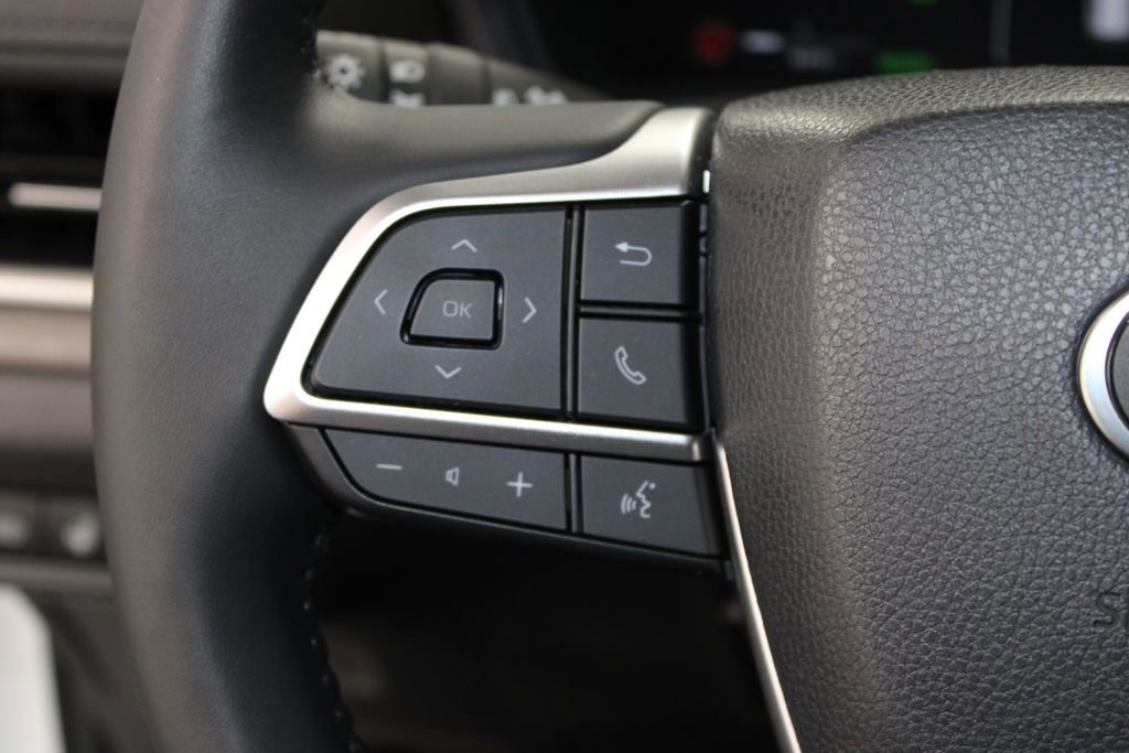 Used 2025 Toyota Grand Highlander Limited image 41