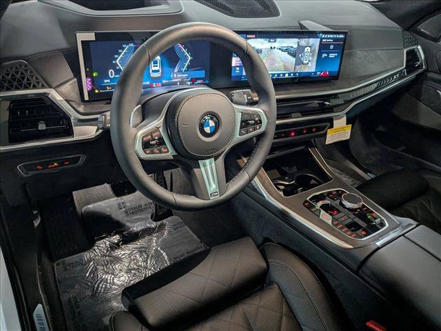 New 2026 BMW X7 xDrive40i w/ M Sport Package image 3