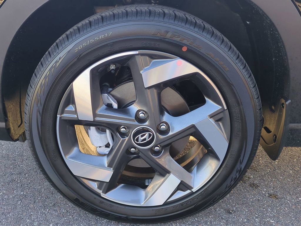 New 2026 Hyundai Venue SEL image 14