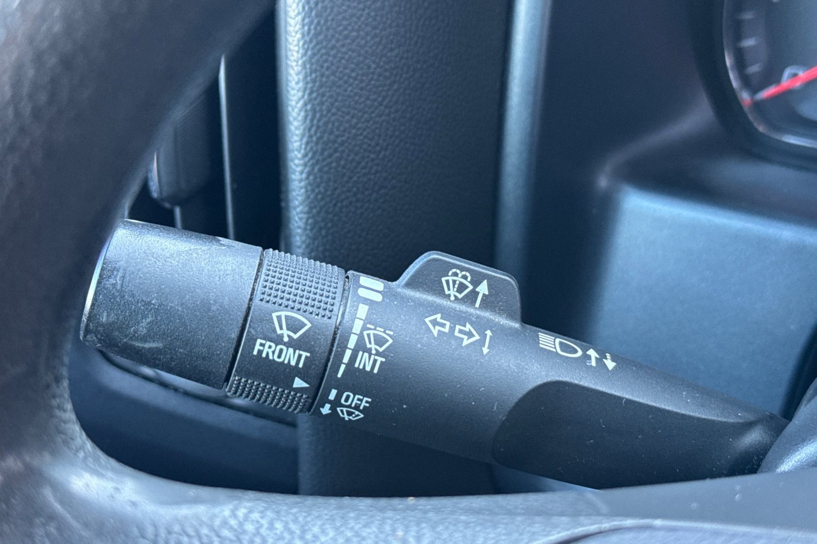 Used 2018 Chevrolet Silverado 1500 Custom w/ Custom Value Package image 34