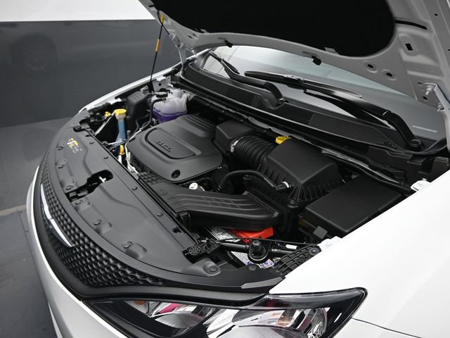 New 2025 Chrysler Voyager LX FWD image 39