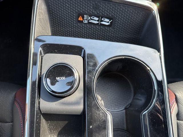 Used 2025 Chevrolet Equinox RS w/ Convenience Package III image 23