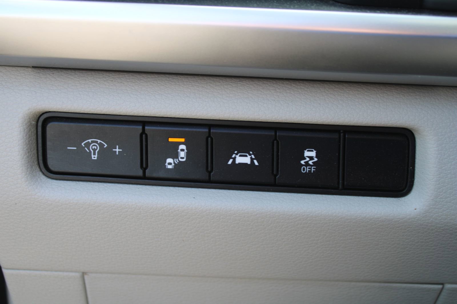 Certified 2020 Kia Telluride S image 25