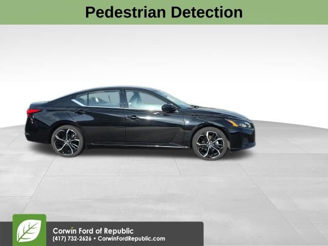 Used 2025 Nissan Altima 2.5 SR image 5