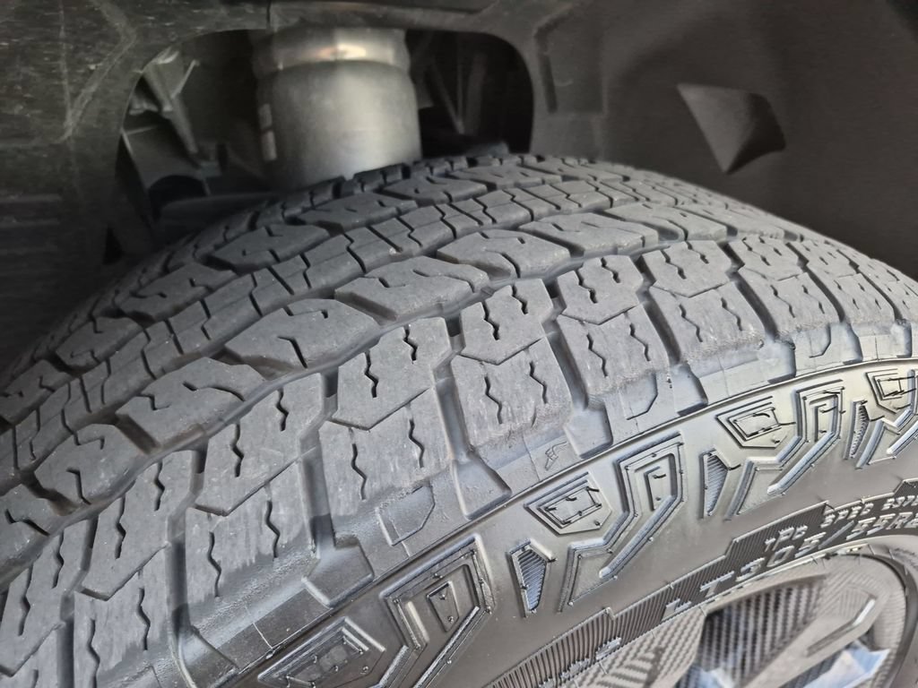 Used 2026 GMC Hummer EV 3X w/ Carbon Fiber Edition Package AWD/4WD image 17