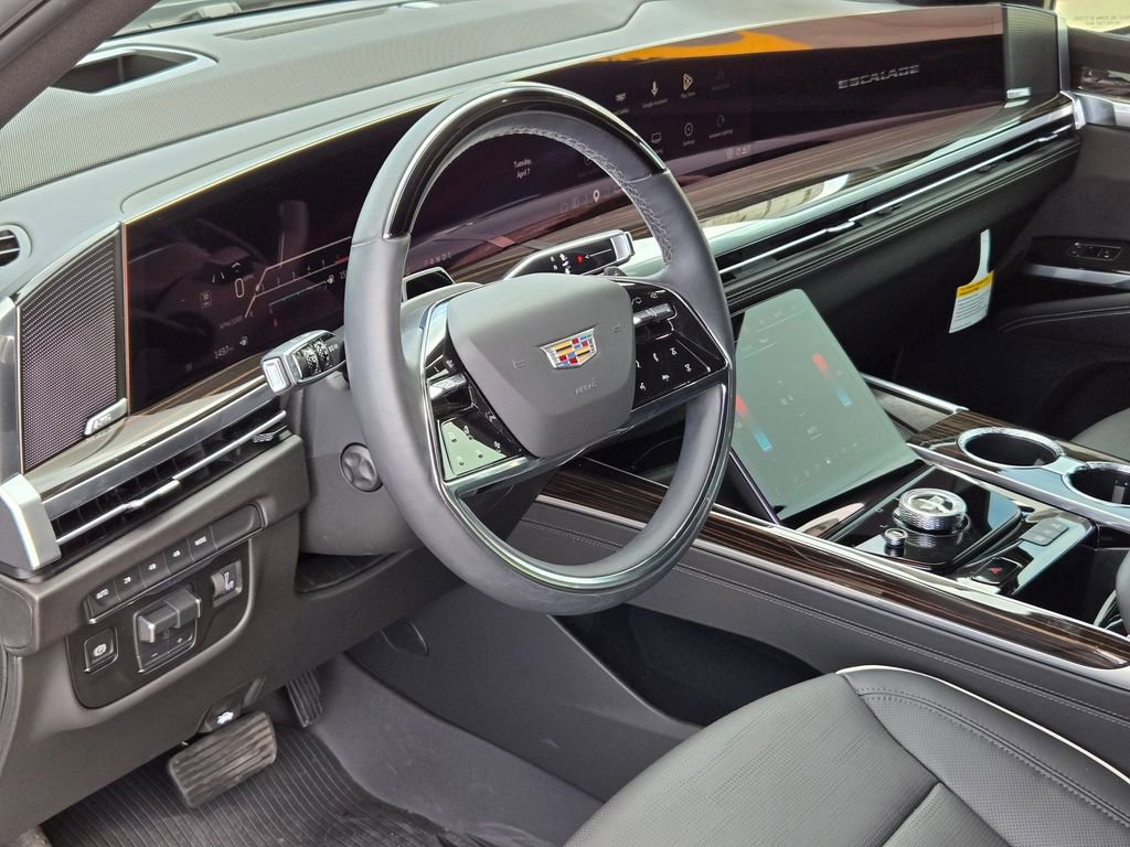New 2026 Cadillac Escalade Luxury w/ LPO, Floor Liner Package image 10