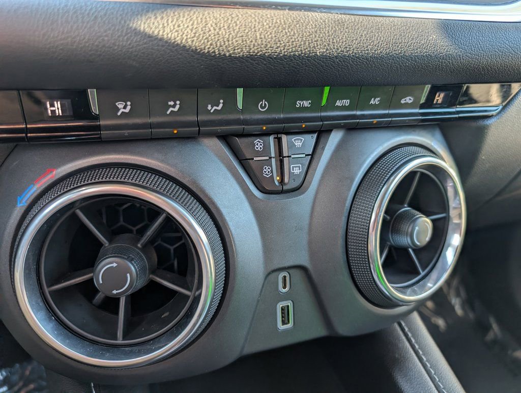 Used 2023 Chevrolet Blazer LT image 22