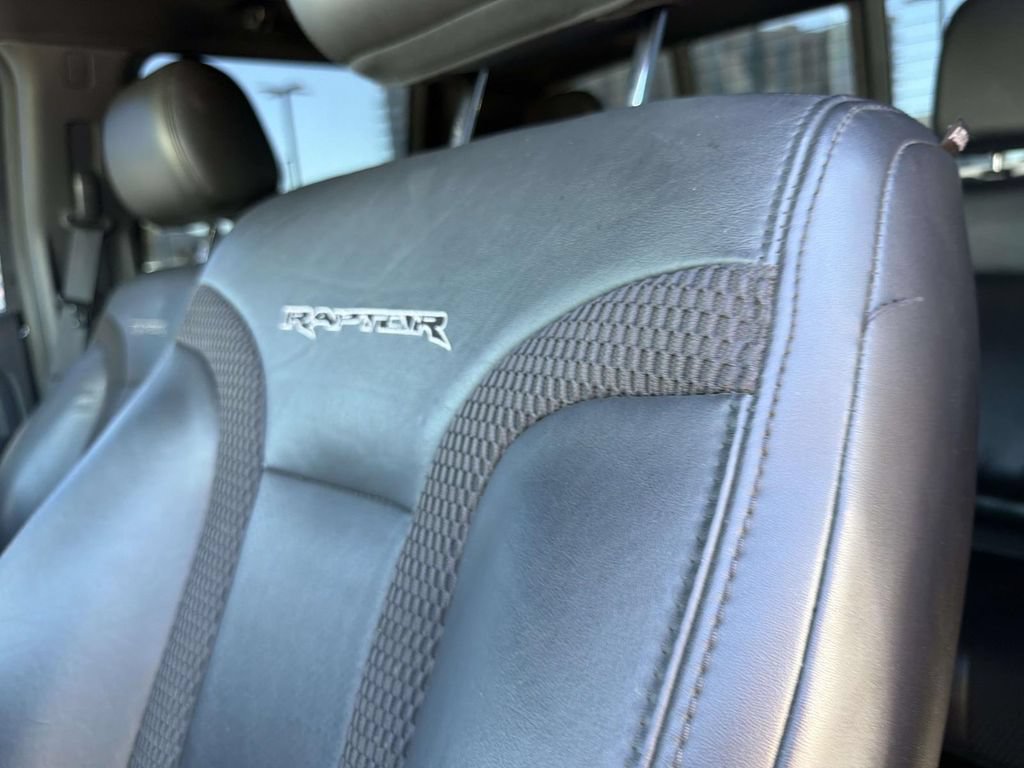 Used 2014 Ford F150 Raptor w/ Equipment Group 801A Luxury AWD/4WD image 21