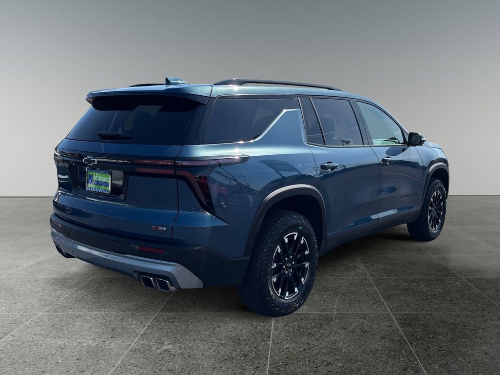 Used 2025 Chevrolet Traverse Z71 w/ Driver Confidence Package image 7