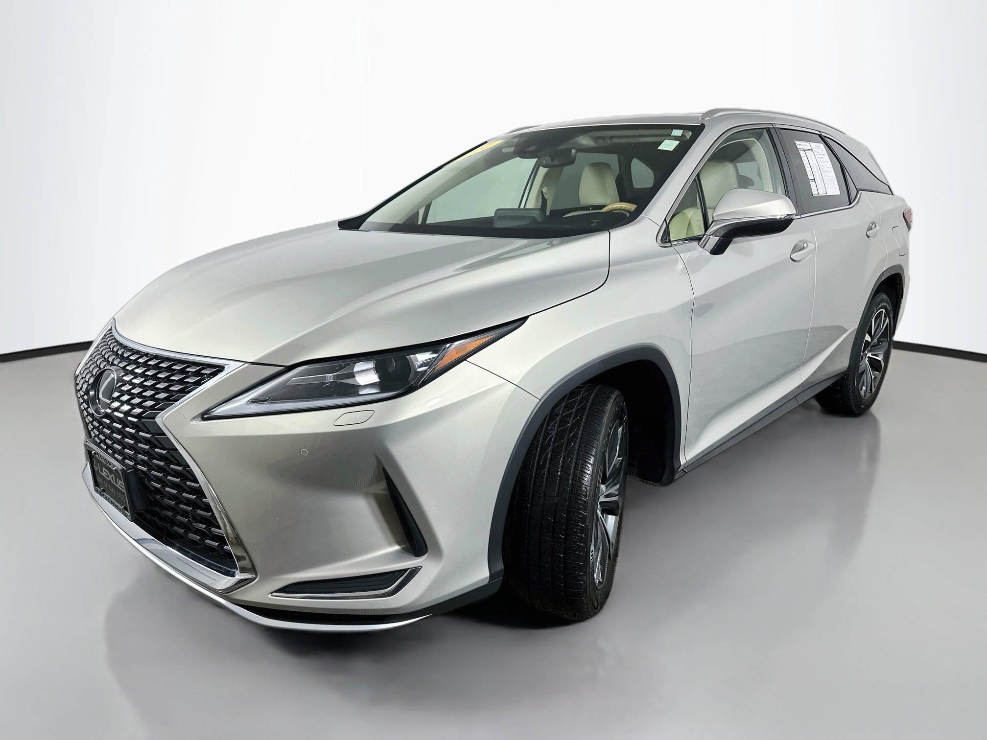 Used 2021 Lexus RX 350L Premium w/ Premium Package AWD/4WD image 3