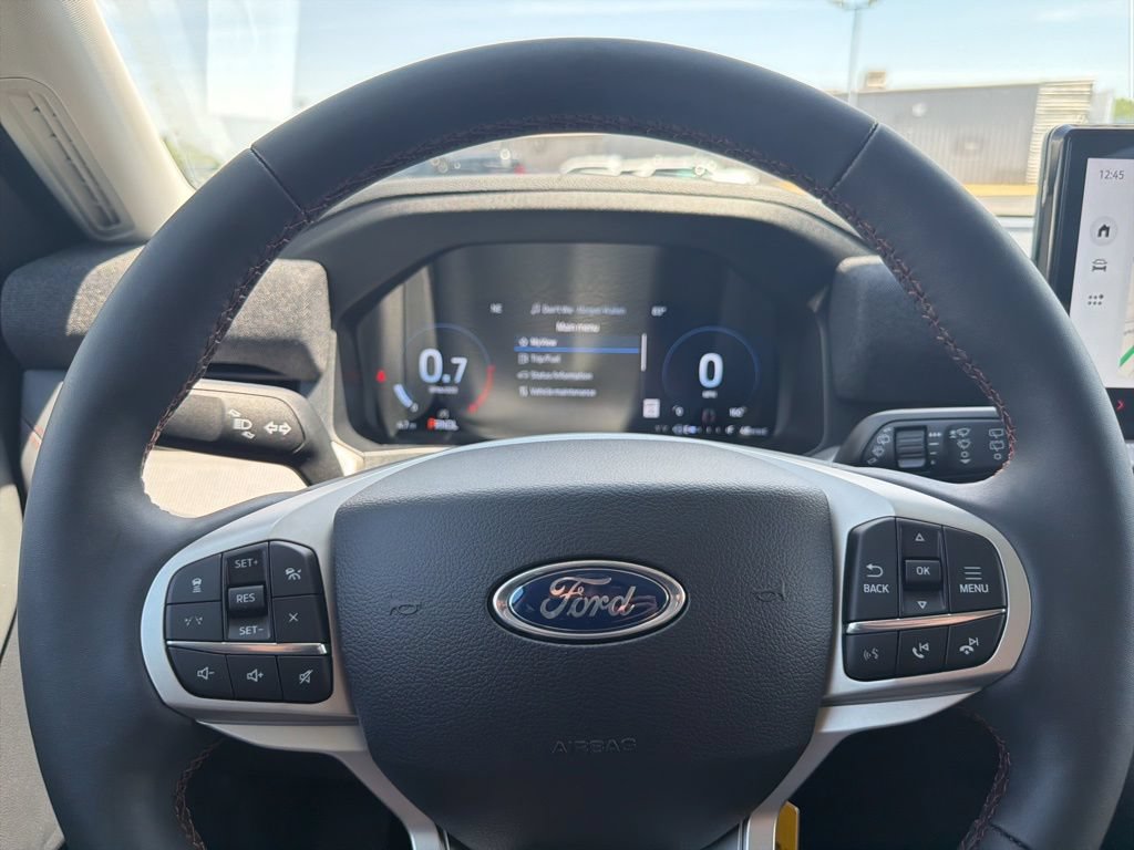 New 2026 Ford Explorer Active w/ Active Comfort Package AWD/4WD image 14