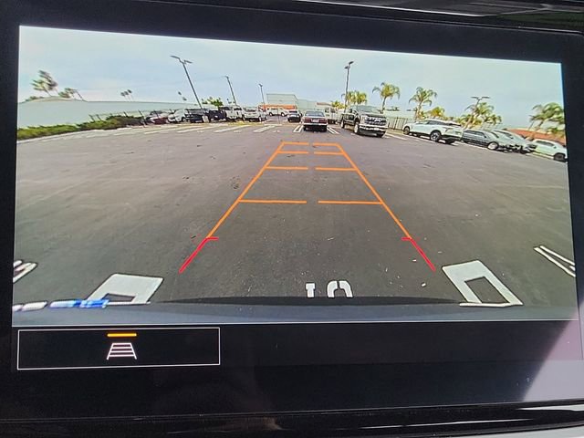 Certified 2023 Chevrolet Bolt EUV LT w/ Driver Confidence Package image 14