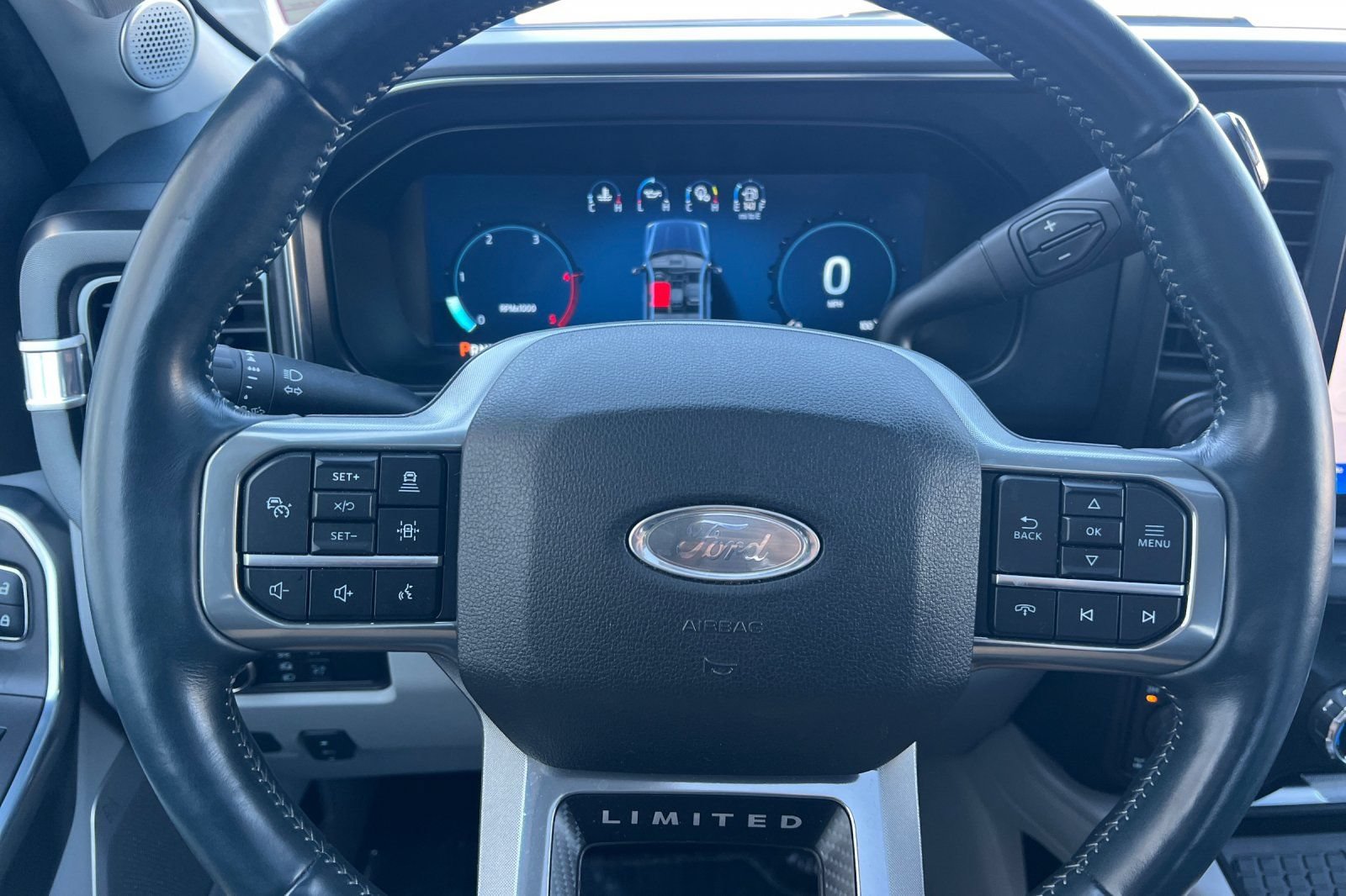 Used 2024 Ford F350 Limited AWD/4WD image 24