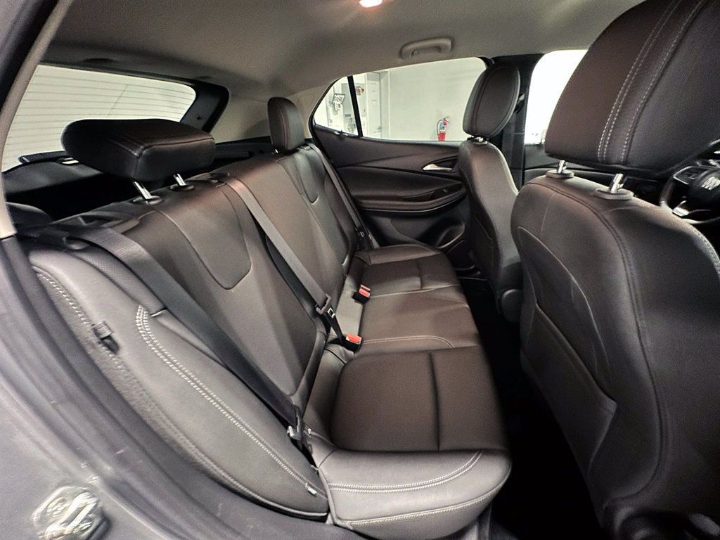 Used 2024 Buick Encore GX Sport Touring FWD image 26
