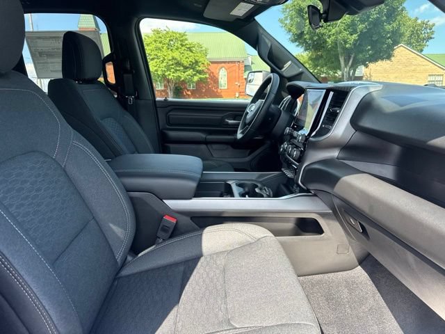 New 2026 RAM 1500 Express AWD/4WD image 10