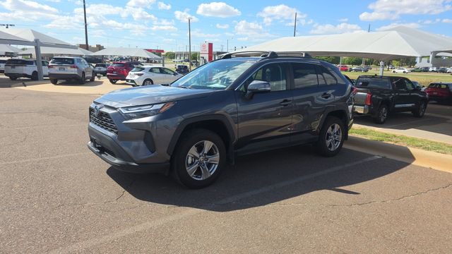 Used 2024 Toyota RAV4 XLE w/ Convenience Package image 2