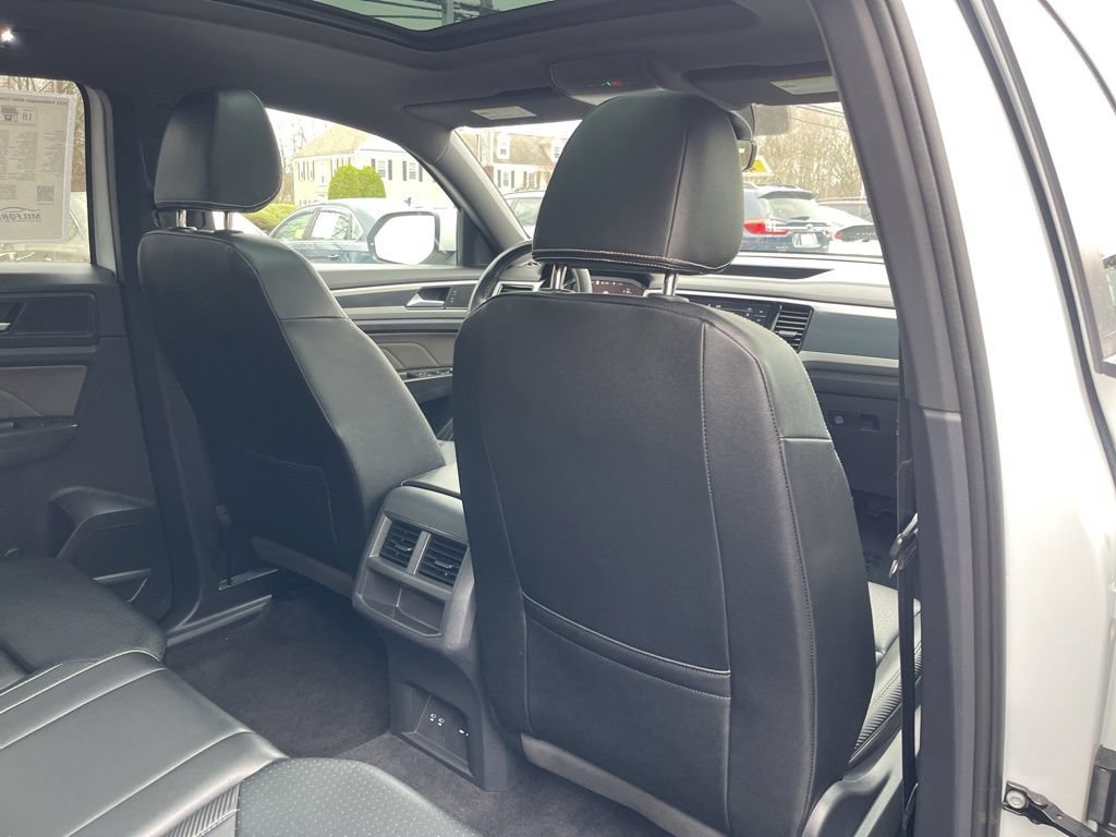 Used 2023 Volkswagen Atlas Cross Sport SEL AWD/4WD image 22