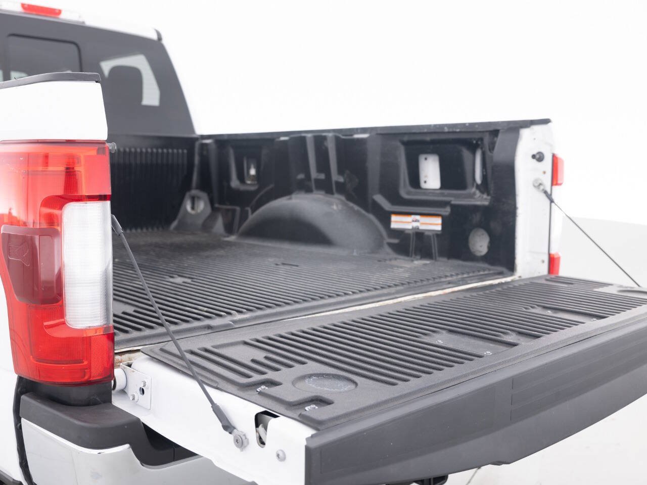 Used 2019 Ford F250 Lariat w/ Lariat Ultimate Package AWD/4WD image 45