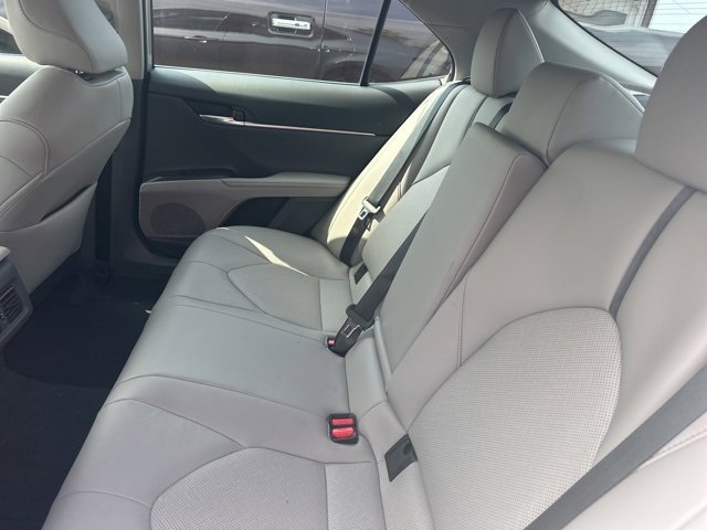 Used 2023 Toyota Camry XLE image 7