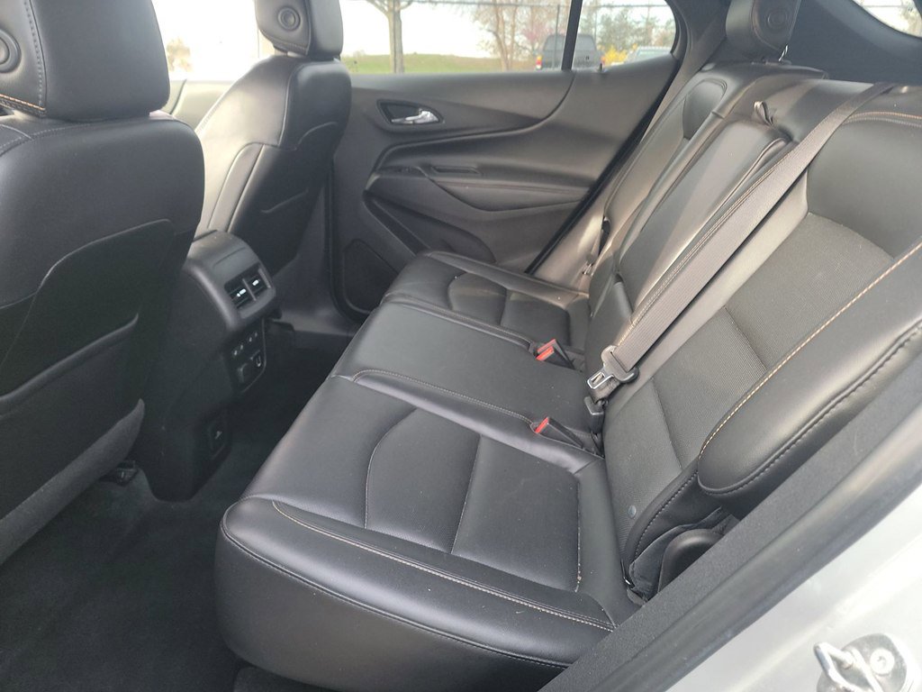 Used 2018 Chevrolet Equinox Premier image 6