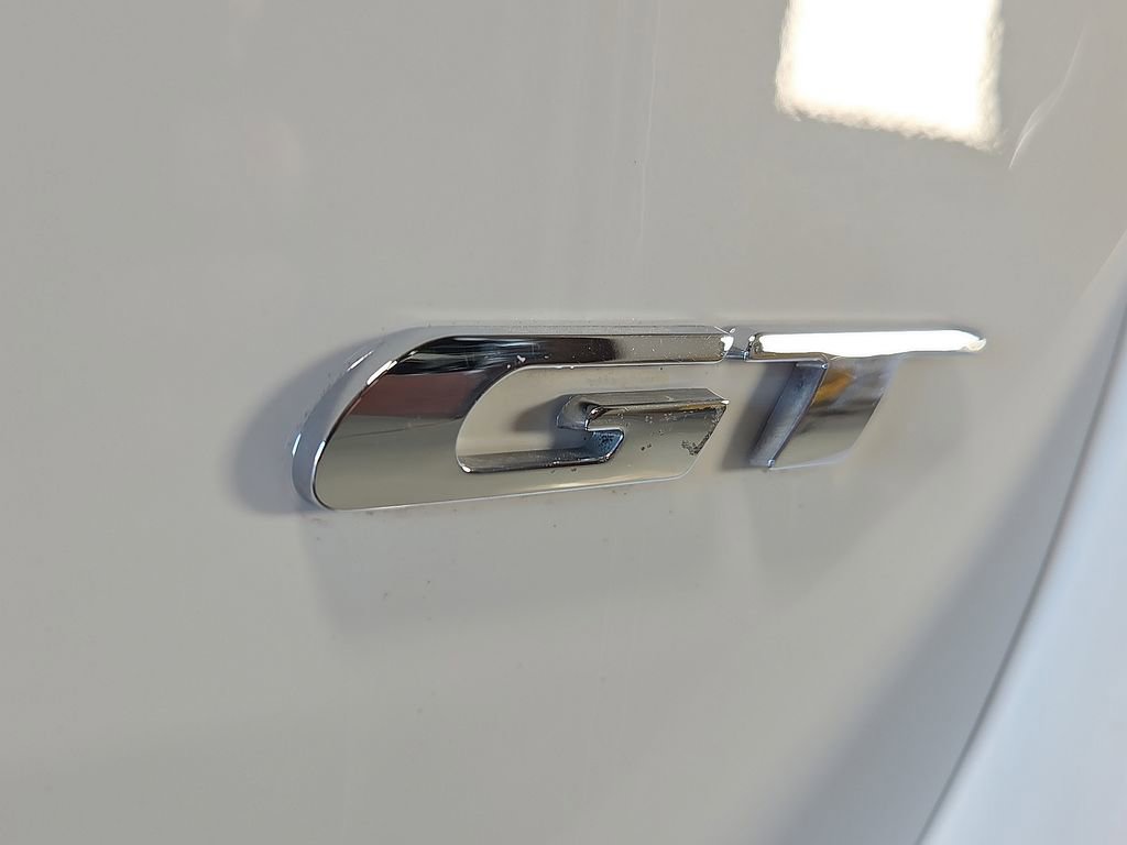 Used 2024 Dodge Durango GT RWD image 11