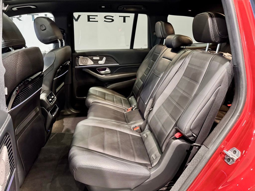 Used 2024 Mercedes-Benz GLS 580 4MATIC image 35