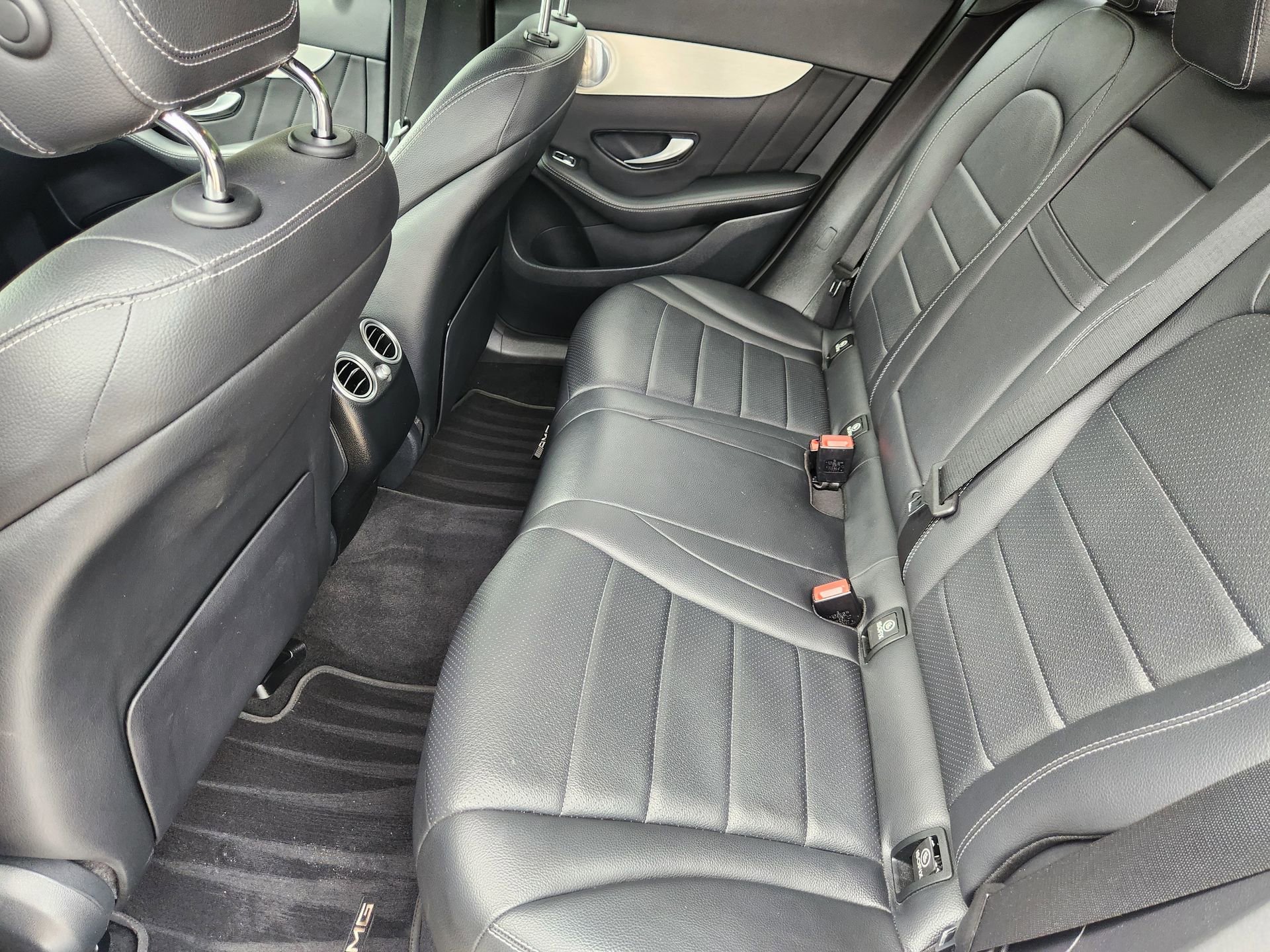 Certified 2020 Mercedes-Benz GLC 300 image 30