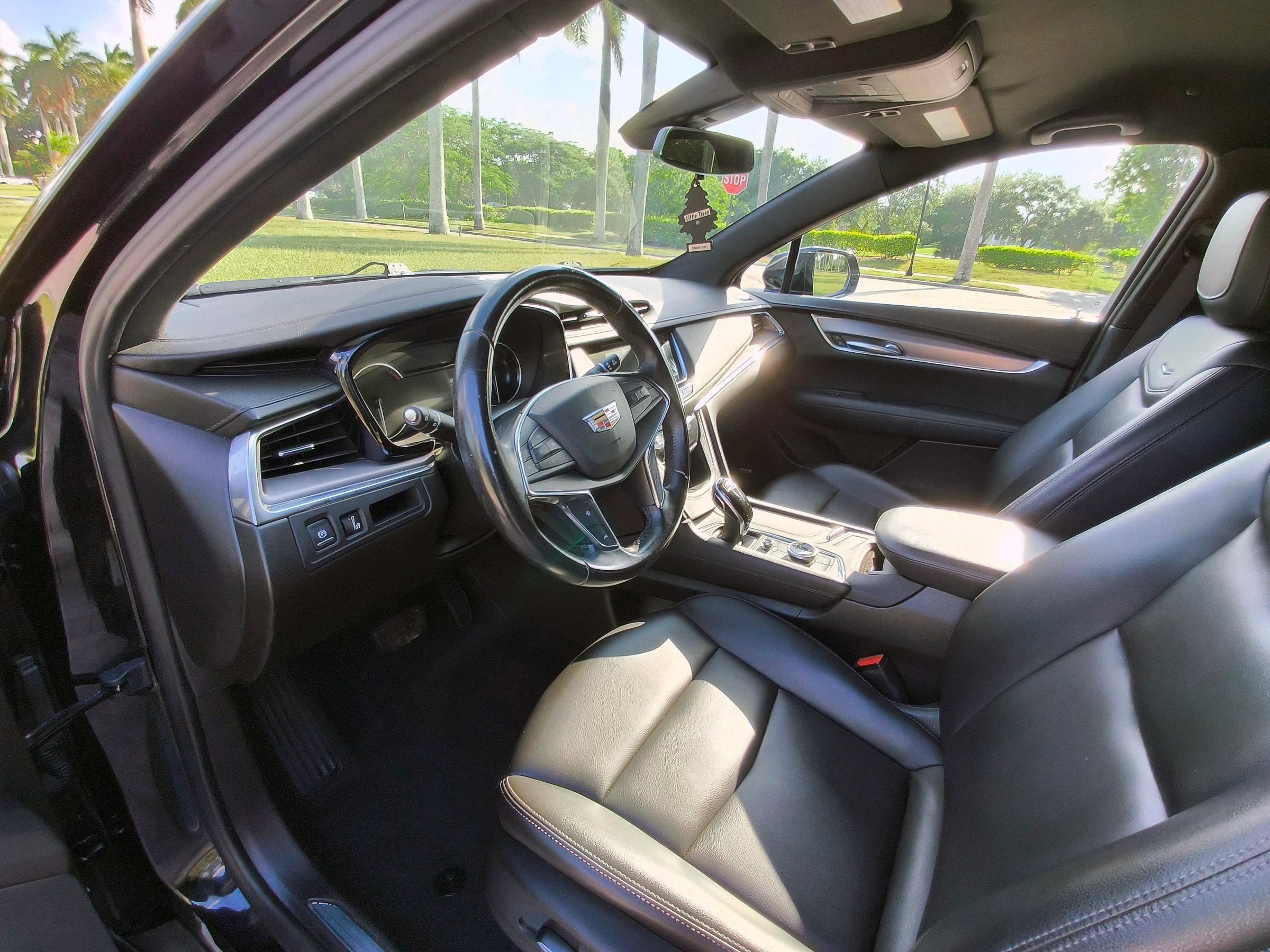 Used 2021 Cadillac XT5 Luxury FWD image 6