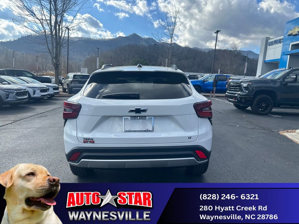 New 2025 Chevrolet Trax LT w/ LT Convenience Package image 29