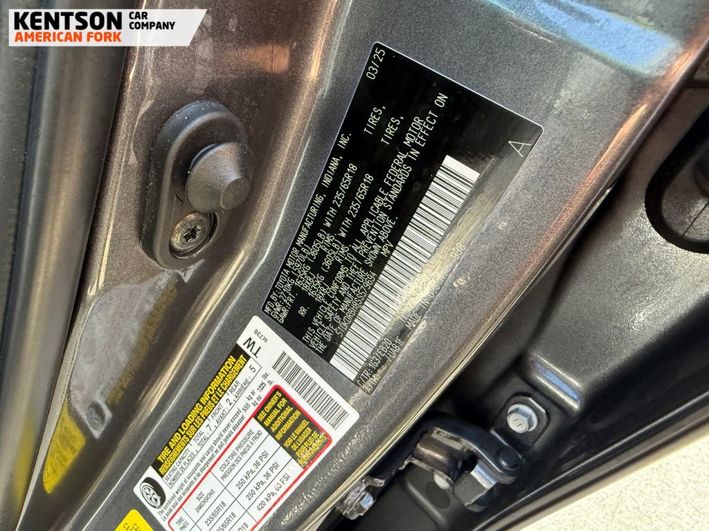 Used 2025 Toyota Highlander XLE image 46