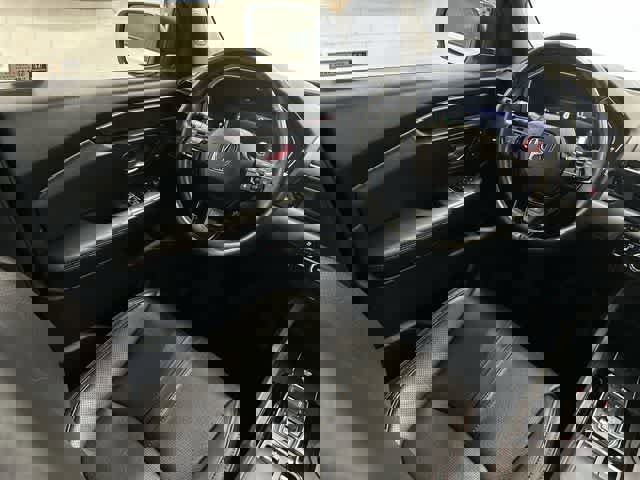 Used 2025 Honda Pilot Black Edition image 12