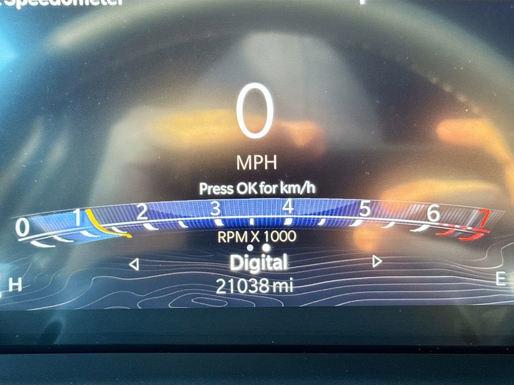 Used 2024 Jeep Grand Cherokee Limited image 10