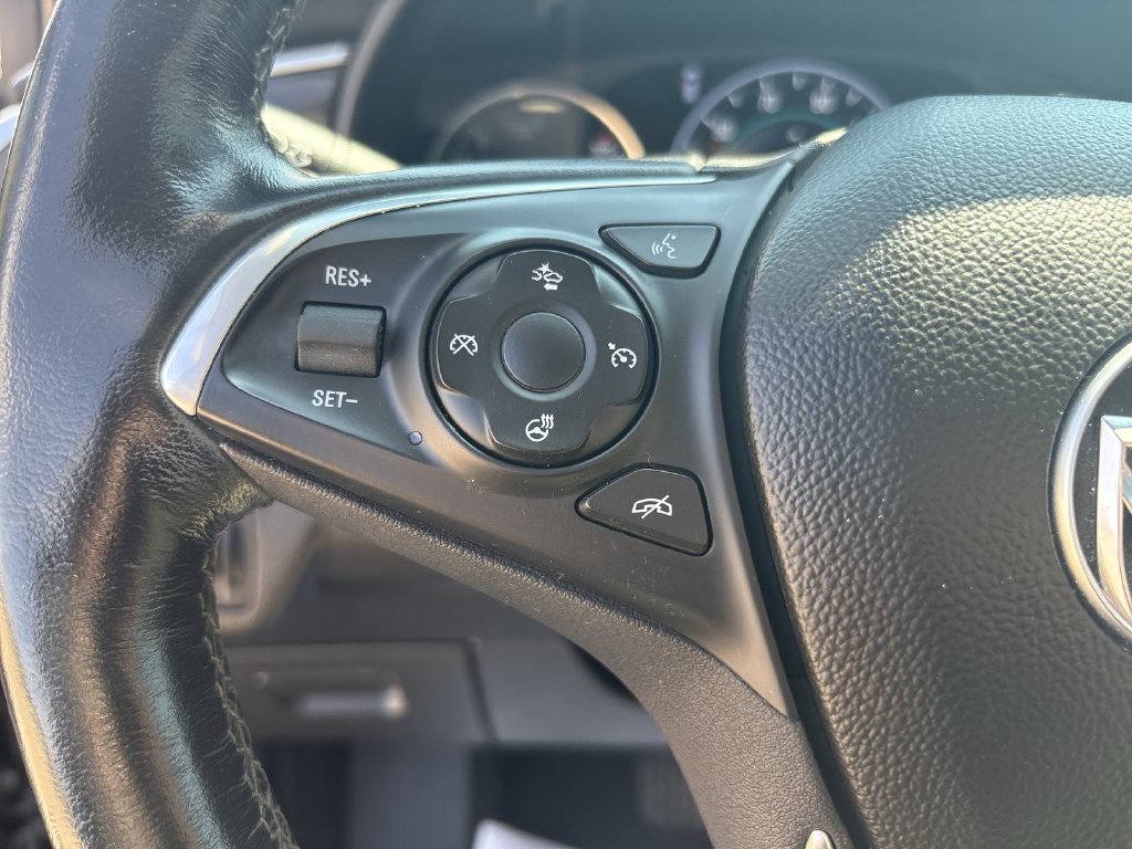 Used 2020 Buick Envision Premium w/ LPO, Cargo Package AWD/4WD image 17