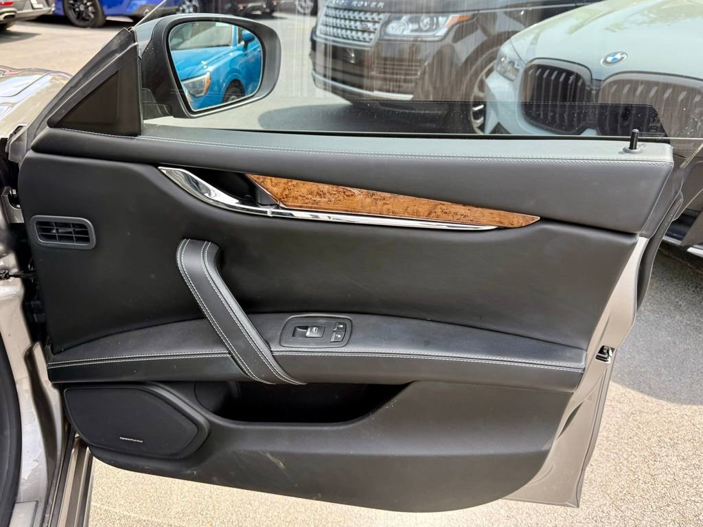 Used 2017 Maserati Quattroporte S image 29