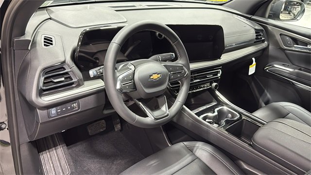 New 2026 Chevrolet Traverse LT w/ Driver Confidence Package image 9