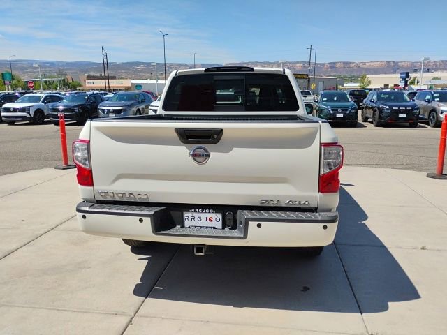 Used 2019 Nissan Titan SV w/ SV Convenience Package AWD/4WD image 6