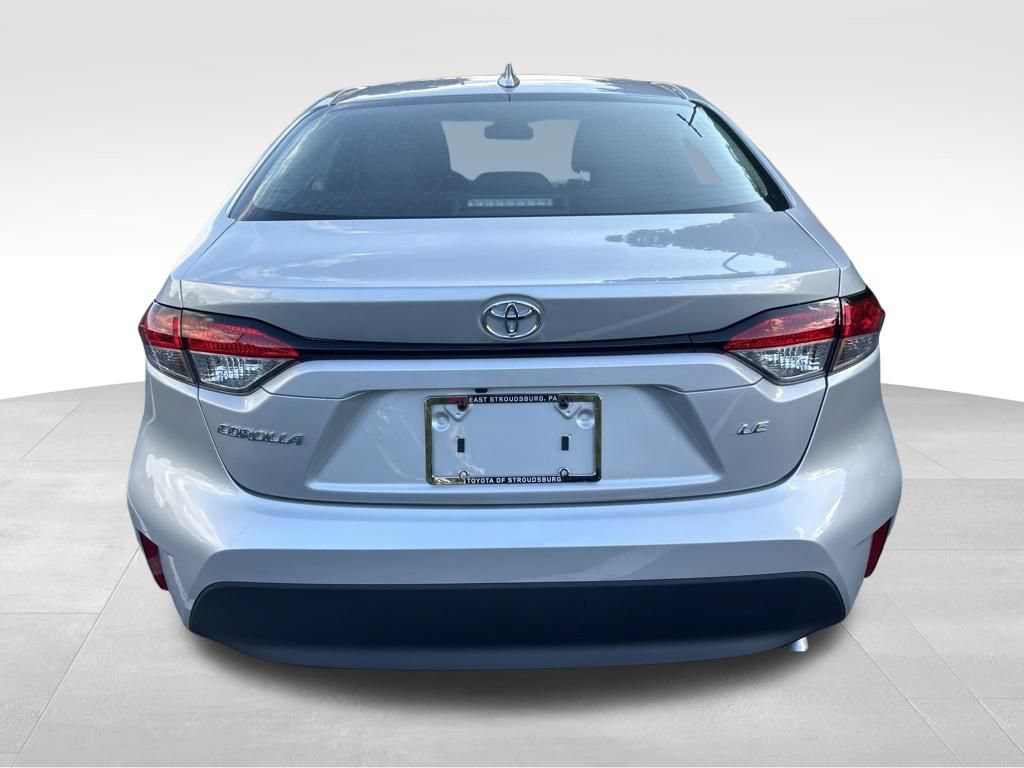 New 2026 Toyota Corolla LE FWD image 4