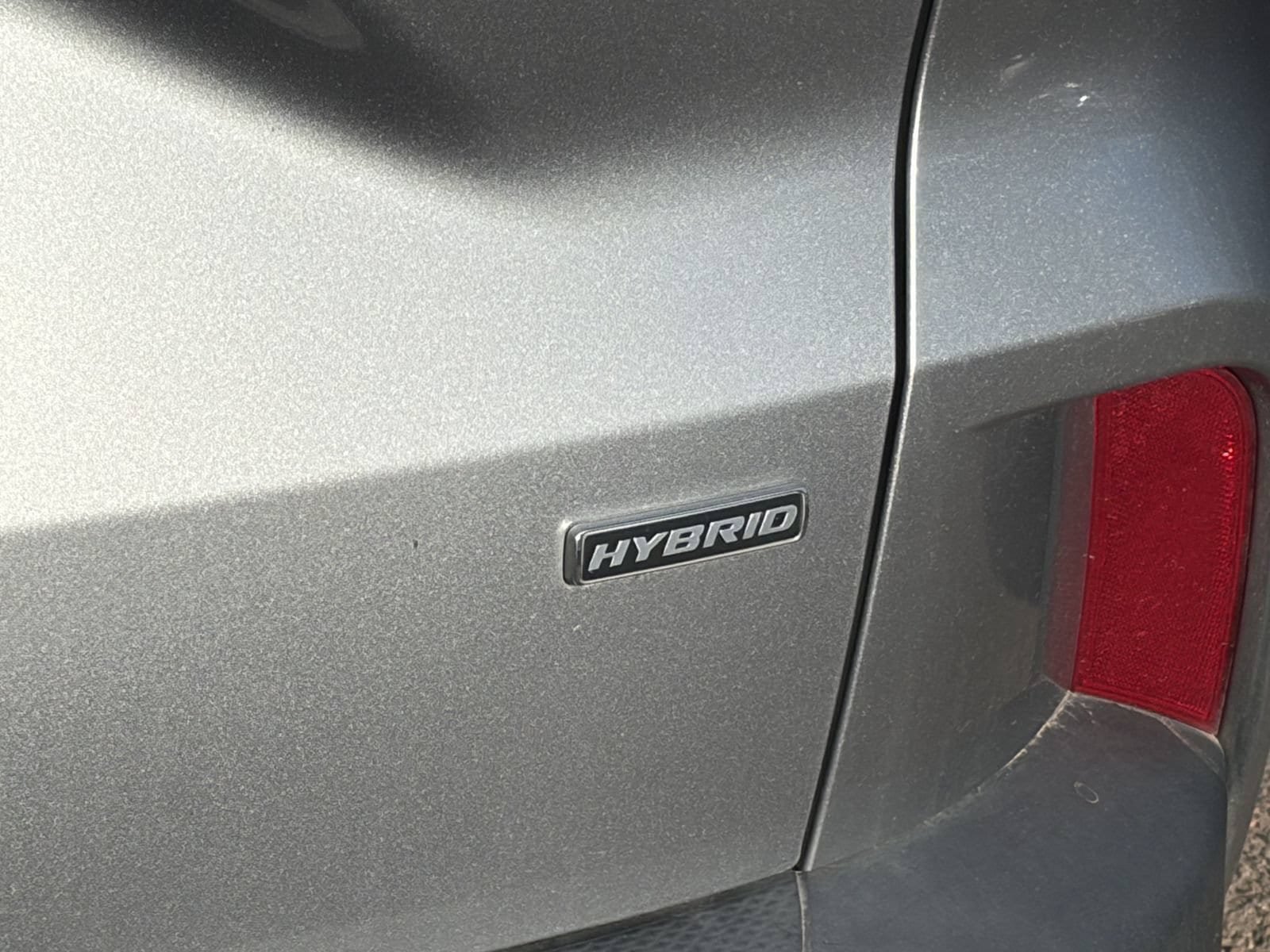 Used 2021 Ford Escape SE w/ SE Sport Appearance Package FWD image 9