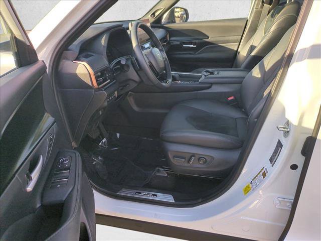 Certified 2026 Toyota Grand Highlander AWD Hybrid image 16